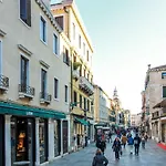 Santi Apostoli Home